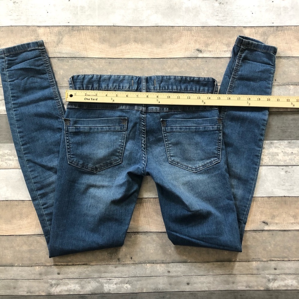 Free People Skinny Ankle Jeans 26 medium wash - Picture 4 of 7